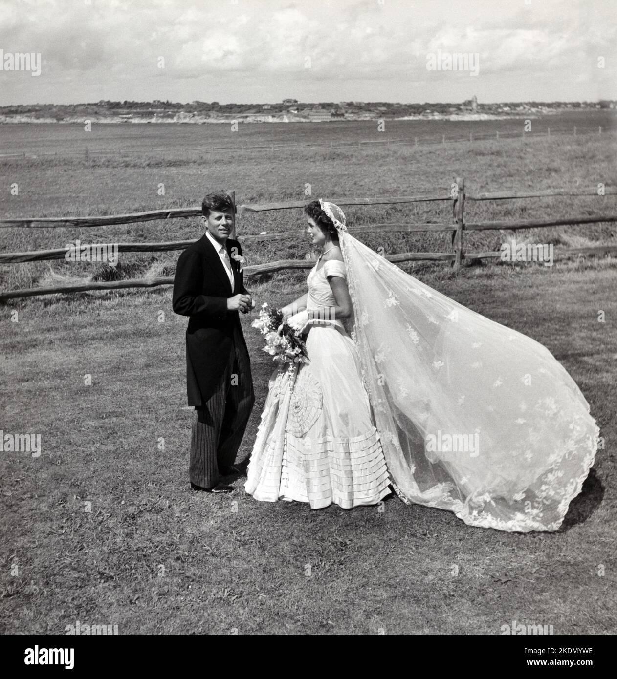 Photo by Toni Frissell, JFK, John F. Kennedy and Jacqueline Bouvier on their wedding day, 1953 Stock Photo