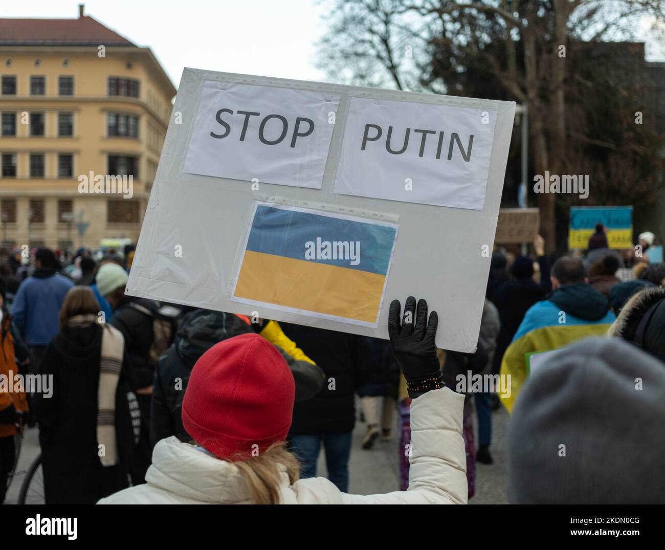 demonstration to support Ukraine poster stop putin Stock Photo - Alamy