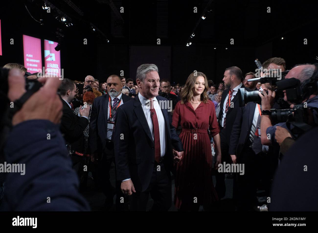 Keir Starmer, Leader of the Opposition, with his wife, Victoria, exits the conference hall following his keynote speech on day 3. photographed during the Labour Party Autumn Conference held at Acc Liverpool , Liverpool on Tuesday 27 September 2022 . Picture by Julie Edwards. Stock Photo