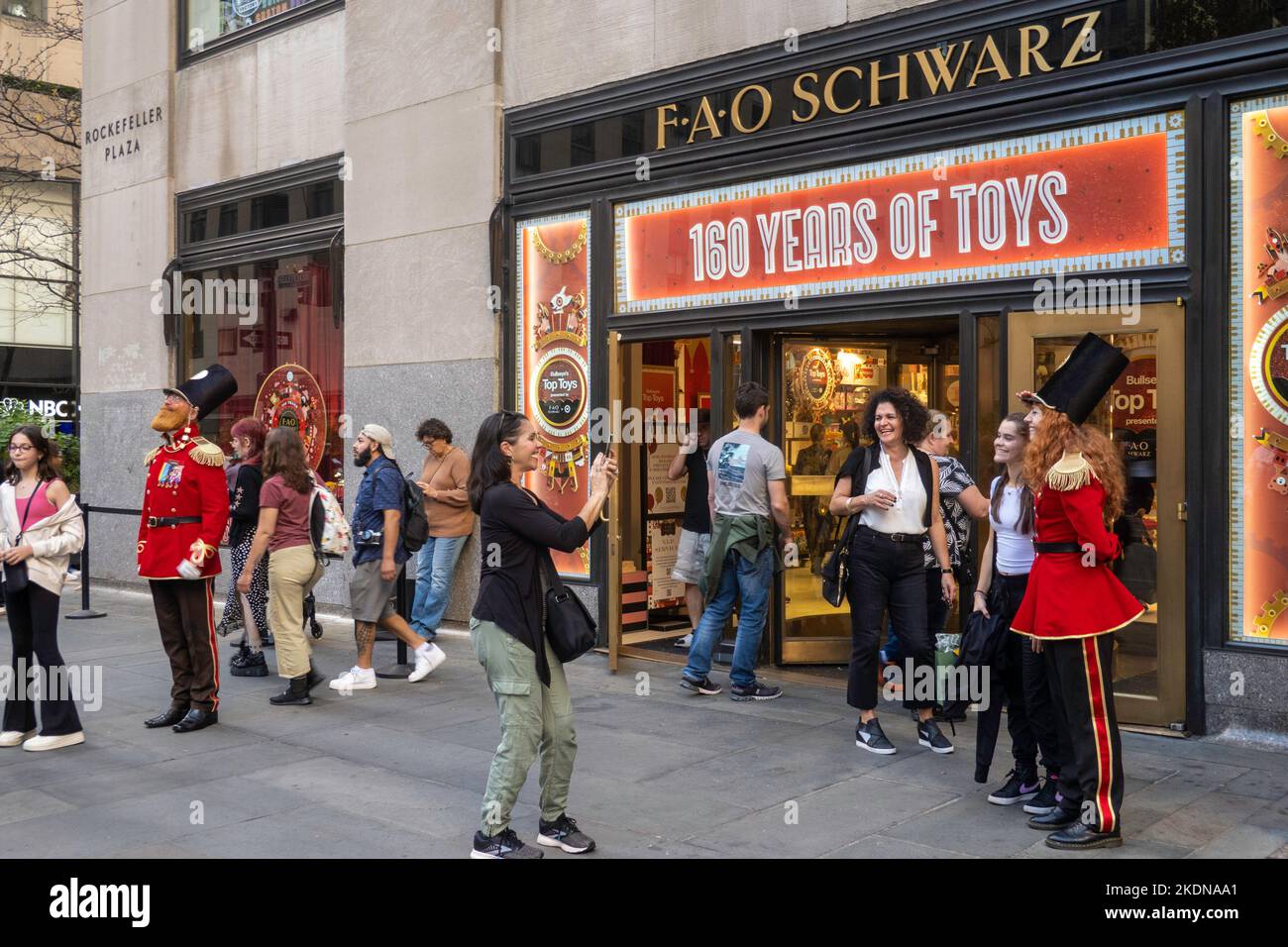 Hot fao schwarz rockefeller Clearance