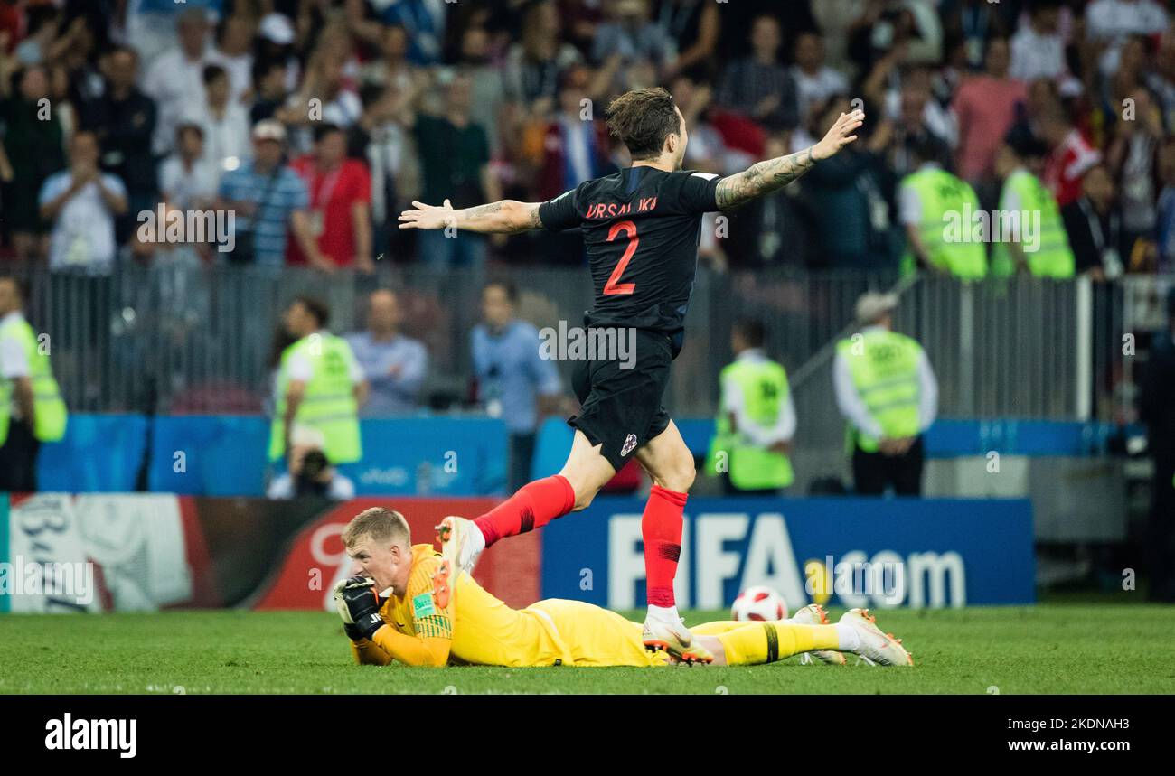 Moskau , 11.07.2018 Torwart Jordan Pickford (England) enttŠuscht  - Sime Vrsaljko (Kroatien) jubelt Kroatien - England Copyright (nur fŸr journalistis Stock Photo