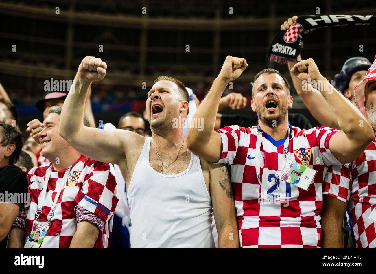 Moskau , 11.07.2018 Kroatische Fans jubeln Kroatien - England Copyright (nur fŸr journalistische Zwecke) by :  Moritz MŸller, Wilhelm-Raabe-Str.18, 40 Stock Photo