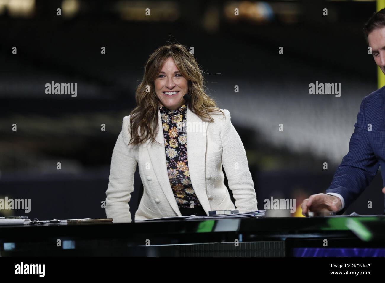 New Orleans, USA. 07th Nov, 2022. ESPN Monday Night Football analyst Suzy  Kolber chats with a colleague during a National Football League game at  Caesars Superdome in New Orleans, Louisiana on Monday,