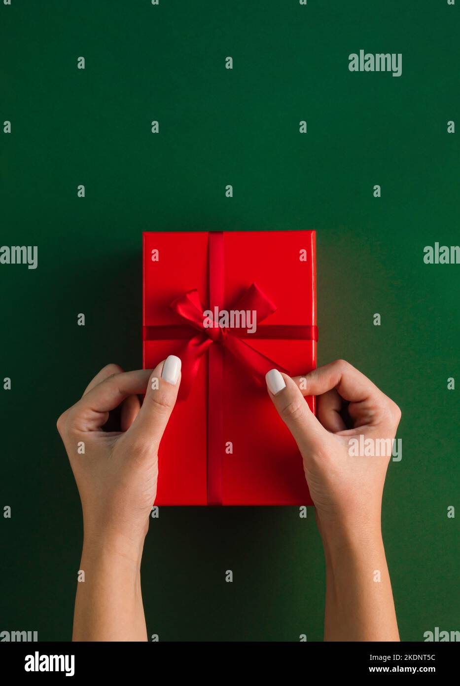 Happy birthday christmas tree hi-res stock photography and images - Alamy