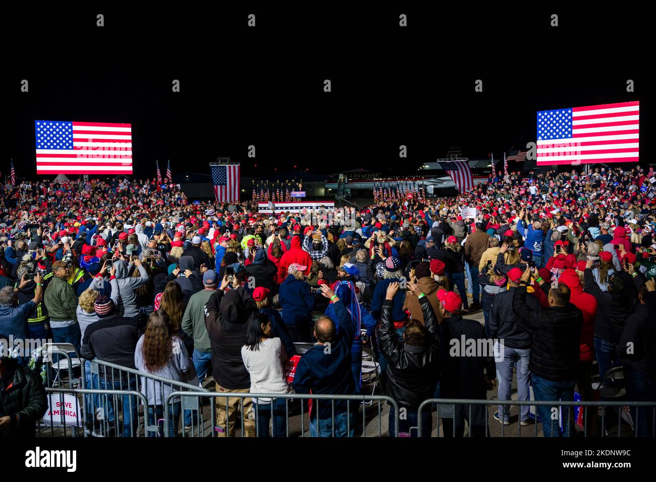 Vandalia, Ohio, USA. 7th Nov, 2022. Former President DONALD TRUMP