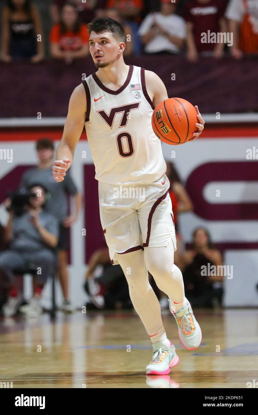 November 7, 2022: Virginia Tech Hokies guard Hunter Cattoor (0) brings the  ball up the floor during the NCAA Basketball game between the Delaware  State Hornets and the Virginia Tech Hokies at