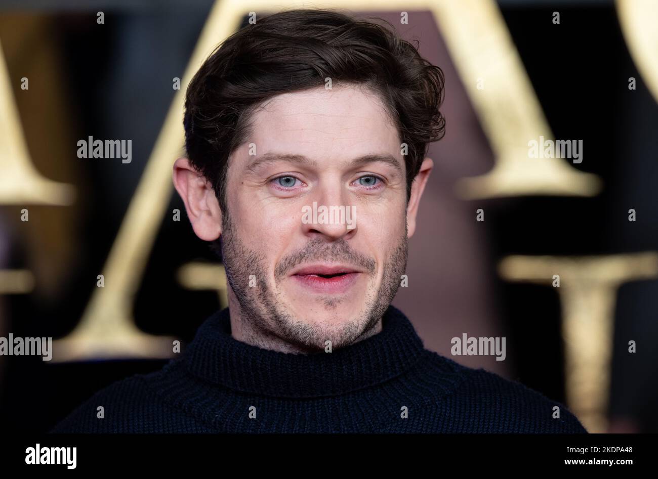 Munich, Germany. 07th Nov, 2022. Iwan Rheon, actor, arrives at the Gärtnerplatztheater for the