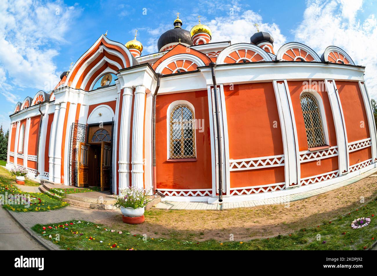 Cathedral of the Resurrection of Christ (1692-1696), an orthodox church in Staraya Russa, Russia Stock Photo