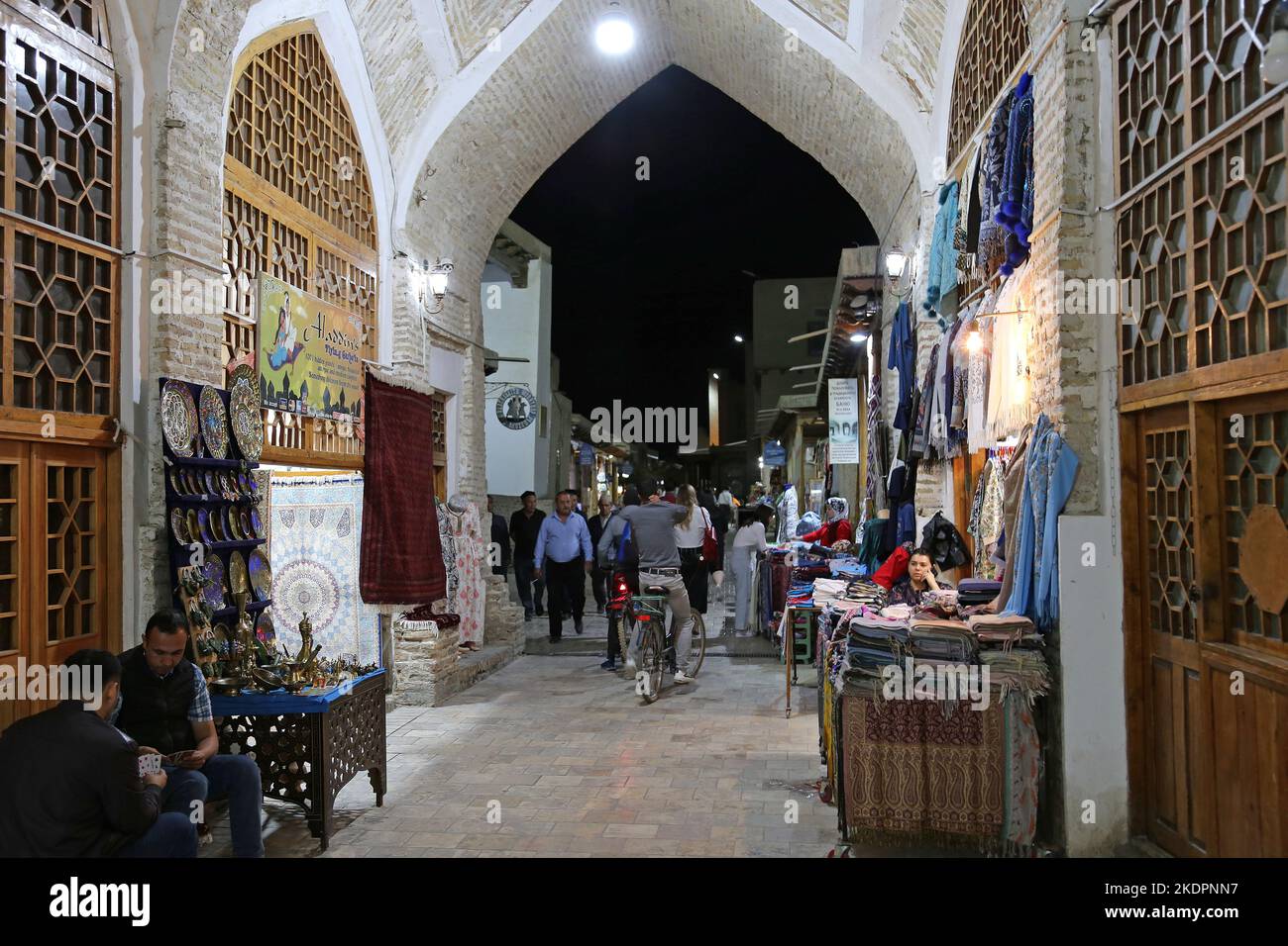 Toki Telpak Furushon (Cap Makers' Bazaar), Khakikat Street, Historic Centre, Bukhara, Bukhara Province, Uzbekistan, Central Asia Stock Photo