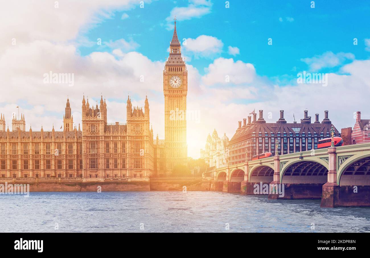 Landscape Of Big Ben And Palace Of Westminster With Bridge And Thames ...