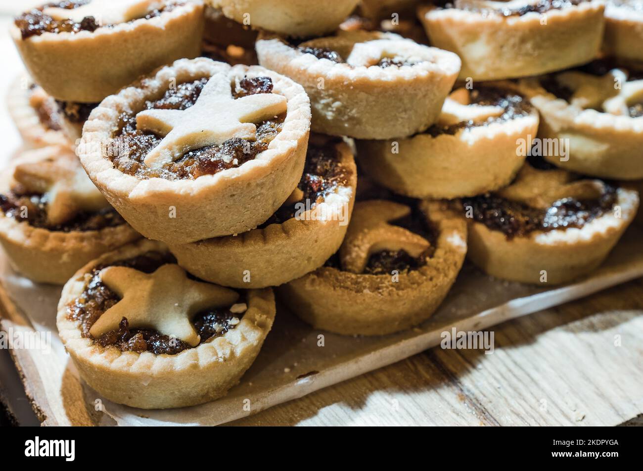 Artisan mince pie hi-res stock photography and images - Alamy