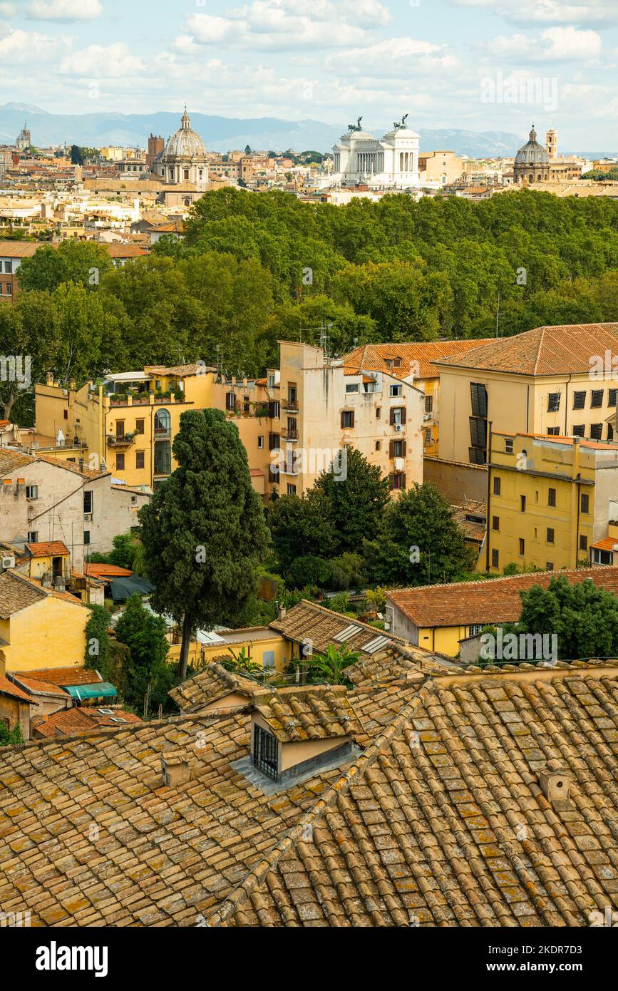 Summer in rome hi-res stock photography and images - Alamy