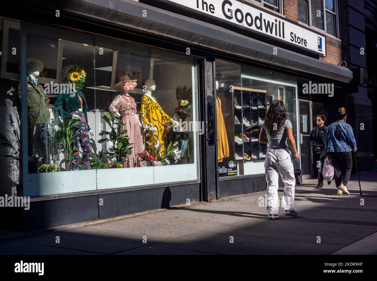 Goodwill Industries thrift store in Greenwich Village in New York on Saturday, October 22, 2022. (© Richard B. Levine) Stock Photo
