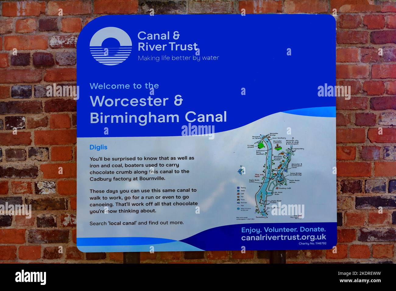 Information board at the entrance to Diglis Locks and Worcester docks on the River Severn, Worcester, Worcestershire, England, UK Stock Photo