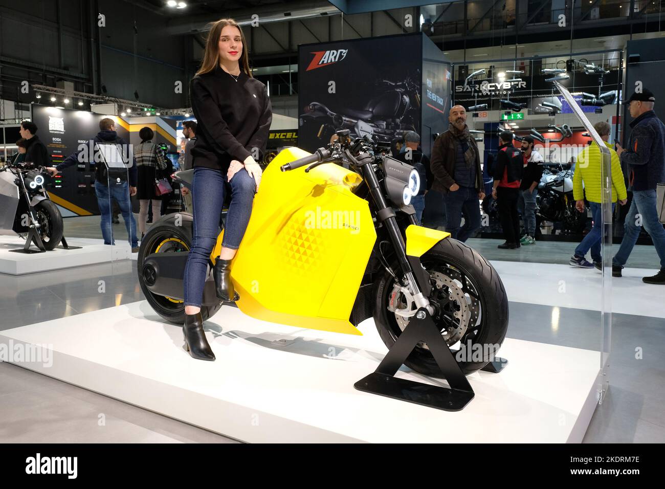 Milano, Italia. 8 Novembre 2022, DaVinci full electric suspersport