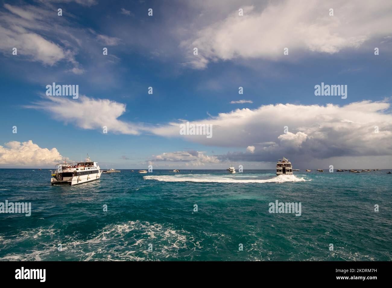 Amalfi coast sunset cruise hi-res stock photography and images - Alamy