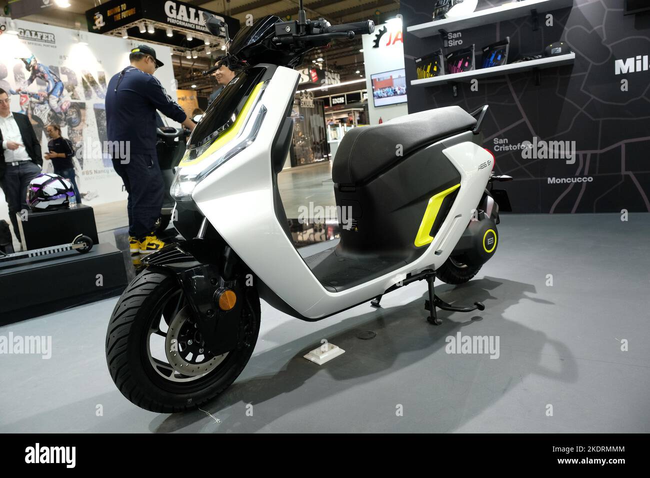 Milano, Italia. 8 Novembre 2022, AES S+ electric scooter exposed at at