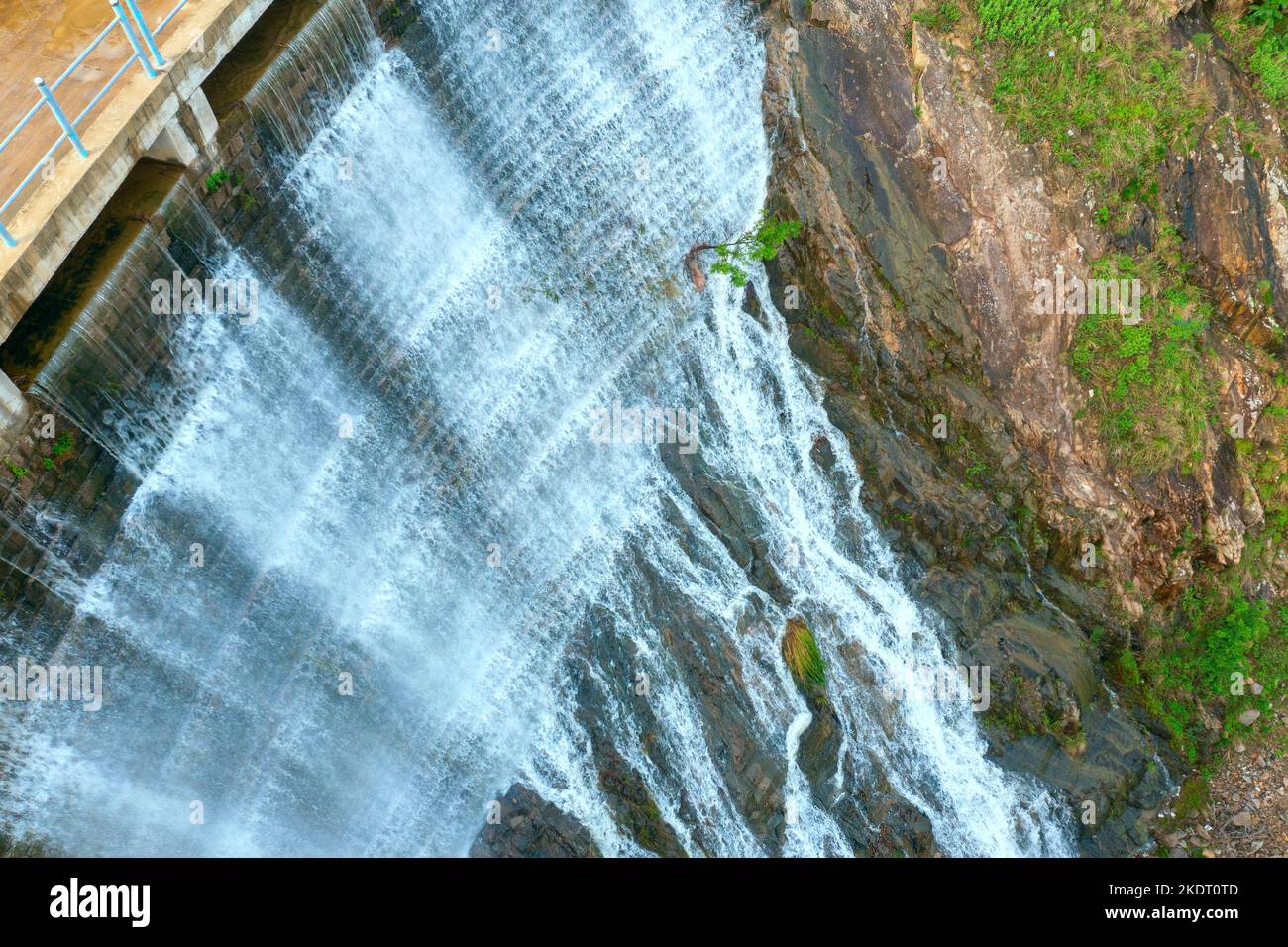 Accumulate waterfall hi-res stock photography and images - Alamy