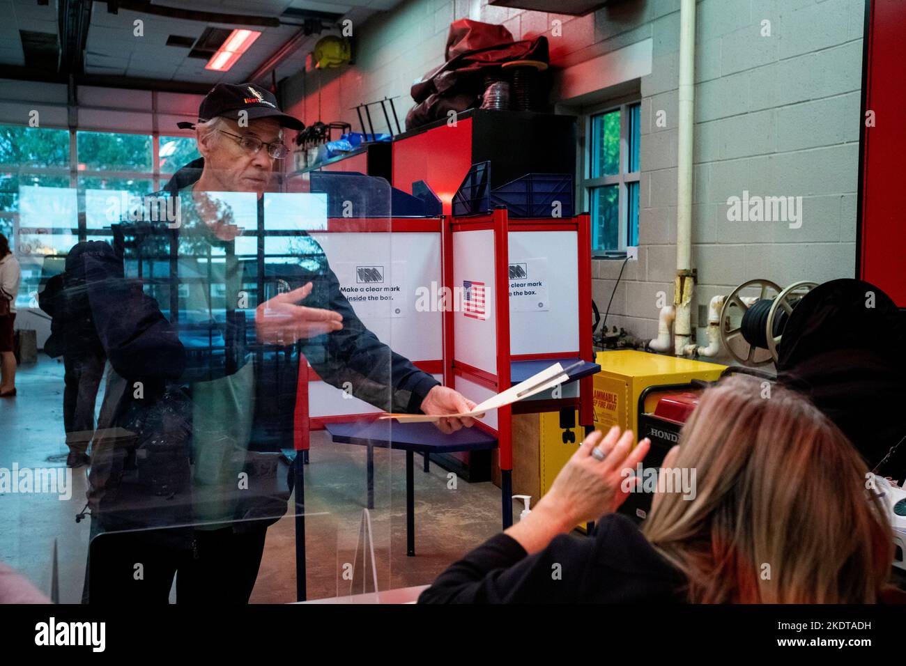 Fire Department Poll Alexandria, Virginia, USA. 8th November, 2022. As Americans head to the ...