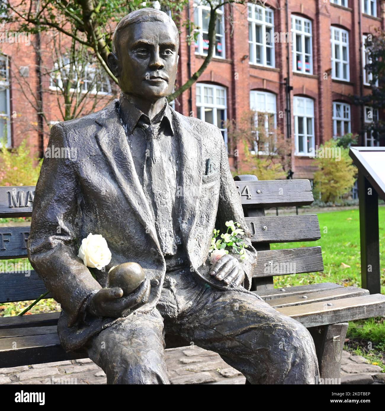 Alan Turing Statue Stock Photo Alamy