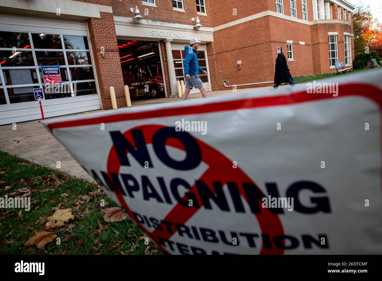 Alexandria, United States Of America. 08th Nov, 2022. As Americans head to the polls to vote in the 2022 Midterm Elections, voters arrive in the early morning hours at Alexandria Fire Department Headquarters Station Number 4 in Alexandria, Virginia, Tuesday, November 8, 2022. Credit: Rod Lamkey/CNP/Sipa USA Credit: Sipa USA/Alamy Live News Stock Photo