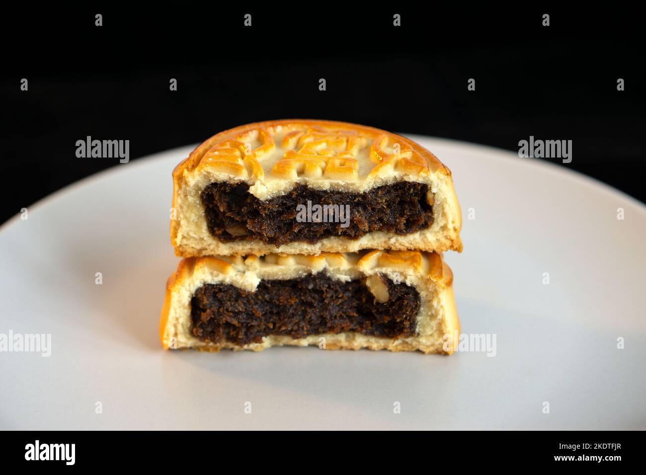 Mid Autumn Festival moon cake Stock Photo - Alamy