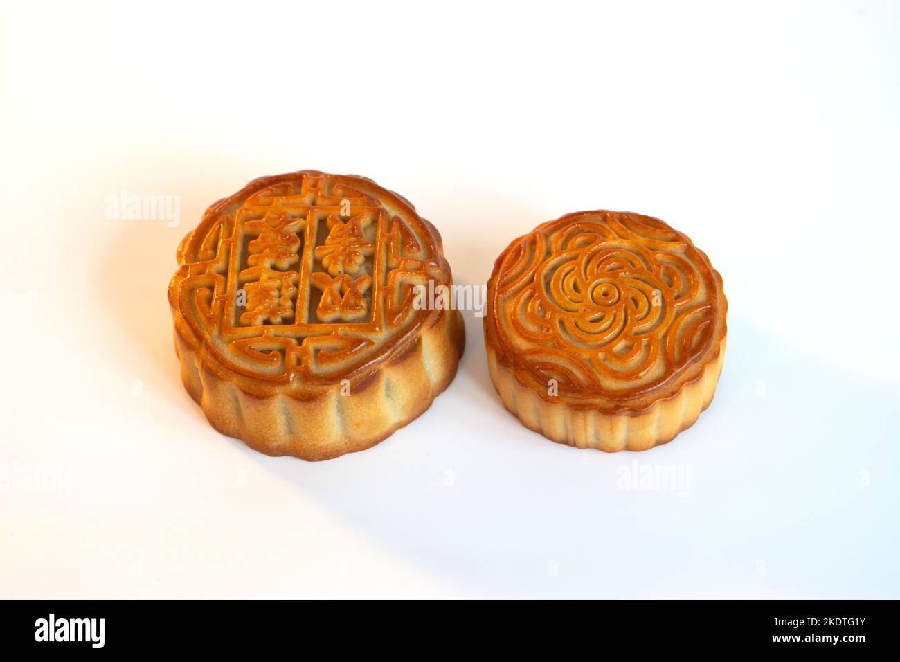 Mid Autumn Festival moon cake Stock Photo - Alamy