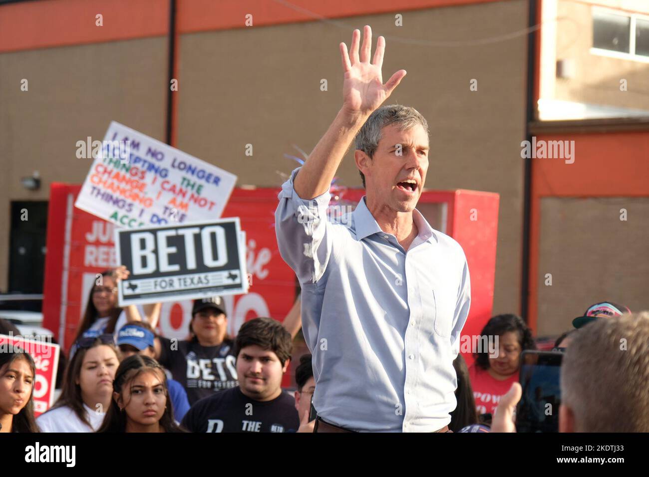 San Antonio Texas, USA. 8th Nov, 2022. Democratic gubernatorial