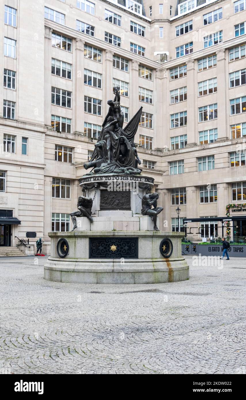 Nelson's Monument in Exchange Flags, Liverpool Stock Photo