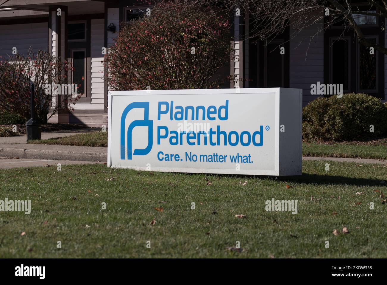 Ft Wayne Circa November 2022 - Ft Wayne Circa November 2022 Planned Parenthood Location Planned Parenthood Provides Reproductive Health Services In The Us 2KDW353 