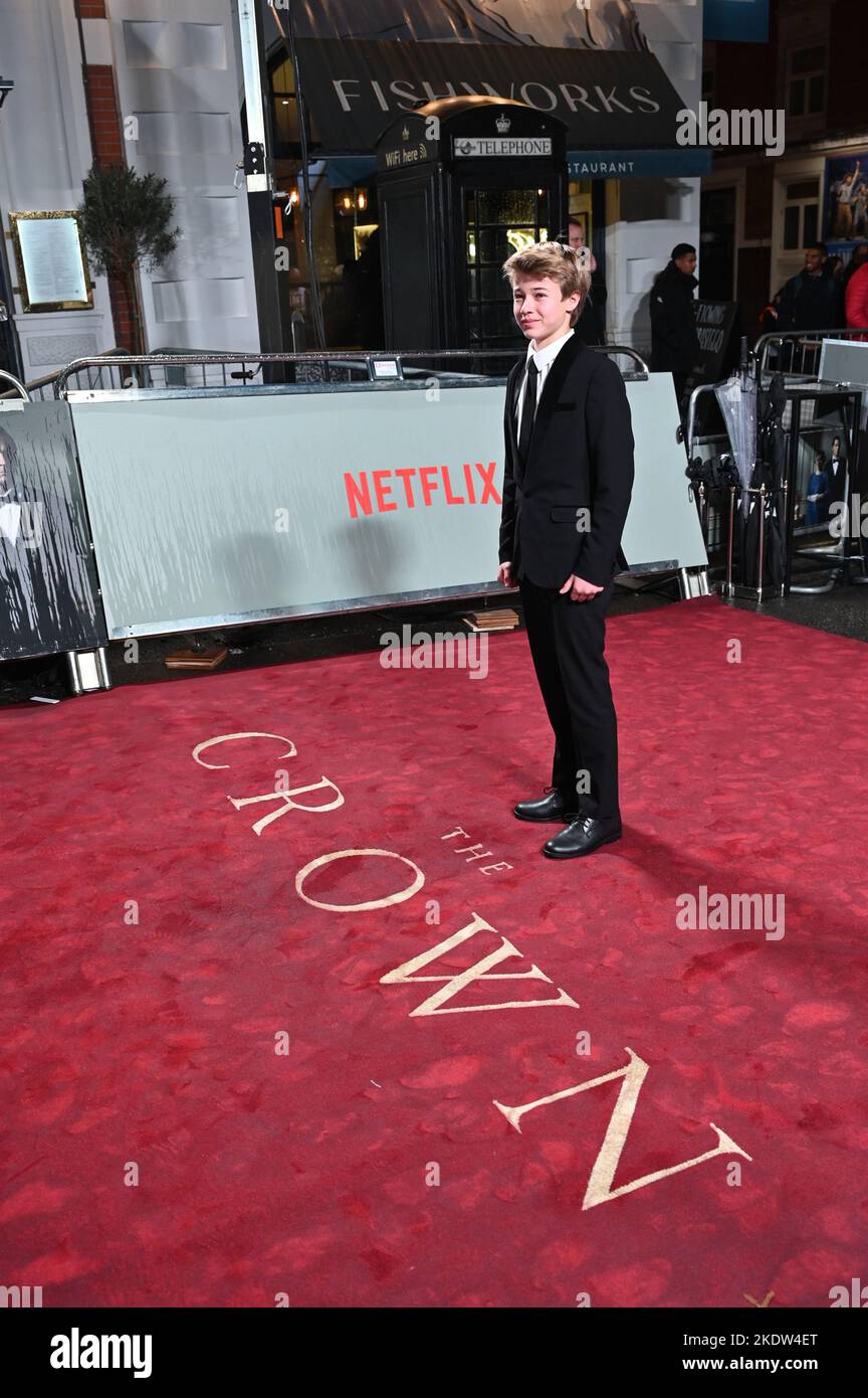 London, UK. 8th November, 2022. Will Powell attends Netflix Present the world Permiere - The fifth season of The Crown at Theatre Royal, Drury Lane, on 8 November London, UK. Credit: See Li/Picture Capital/Alamy Live News Stock Photo