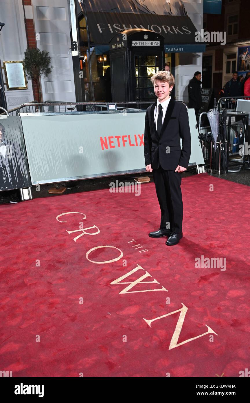London, UK. 8th November, 2022. Will Powell attends Netflix Present the world Permiere - The fifth season of The Crown at Theatre Royal, Drury Lane, on 8 November London, UK. Credit: See Li/Picture Capital/Alamy Live News Stock Photo