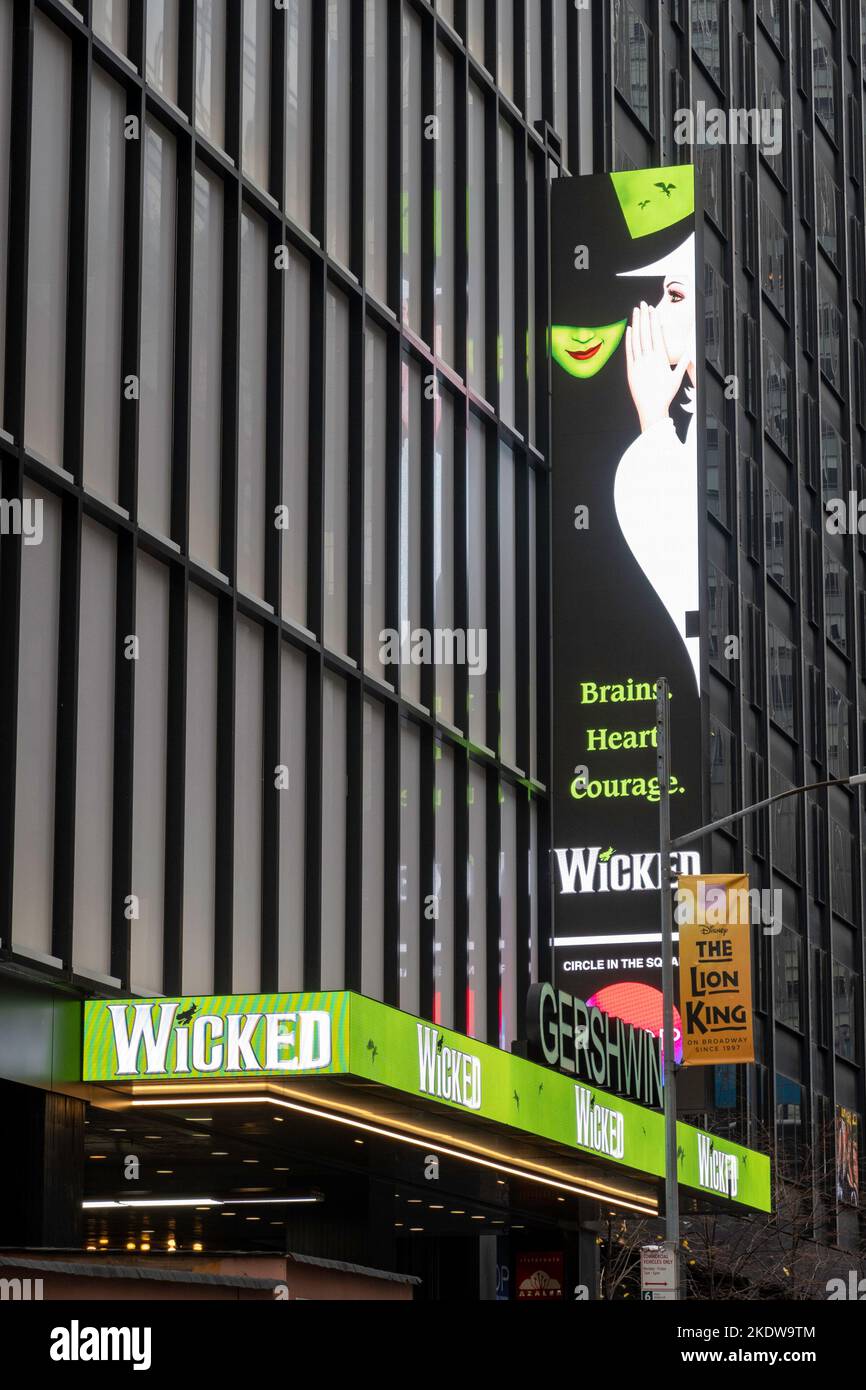 'Wicked' and 'Kpop' marquee, at the Gershwin theatre, NYC, USA  2022 Stock Photo