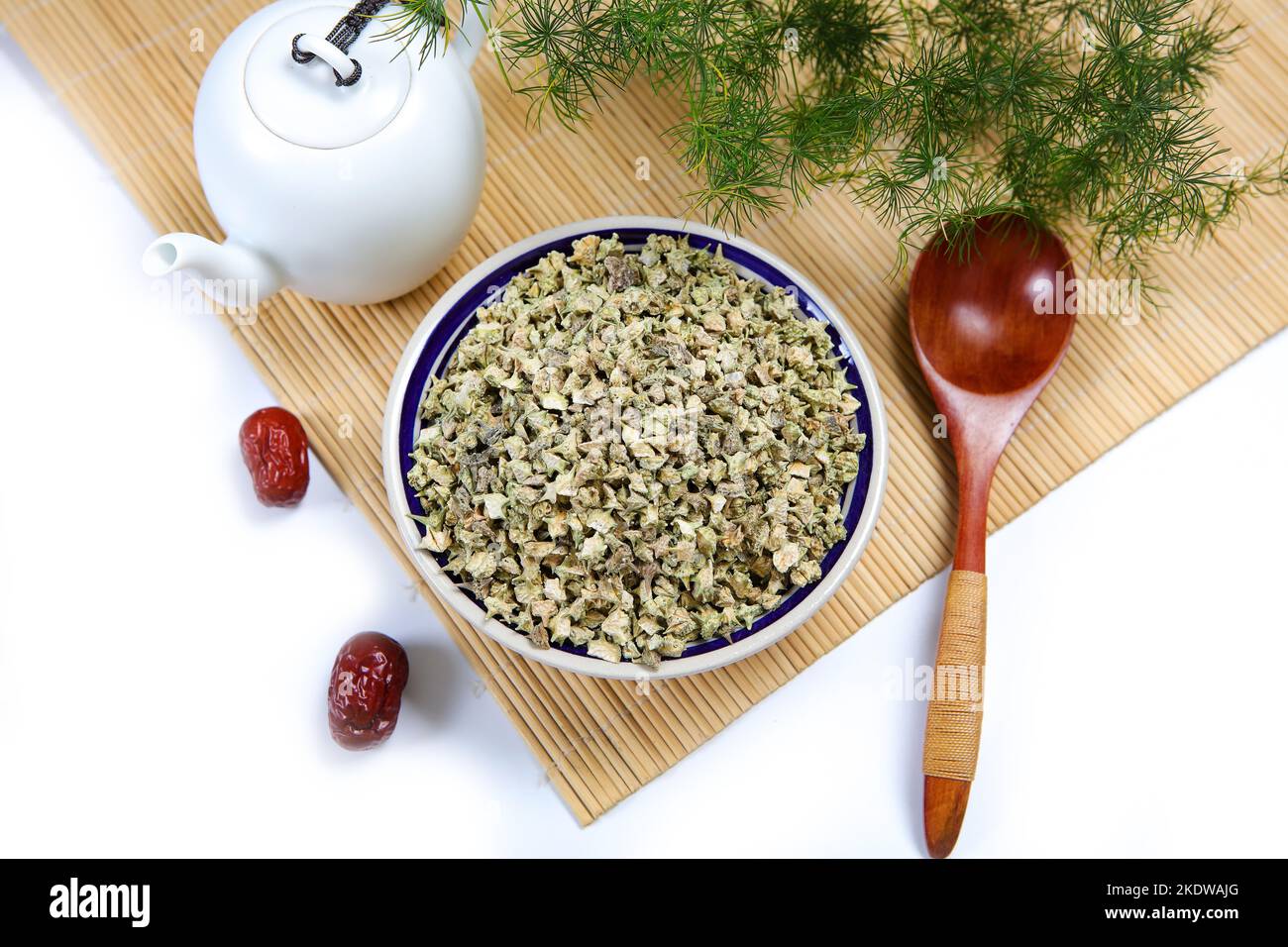 Chinese herbal medicine white thistle Stock Photo - Alamy
