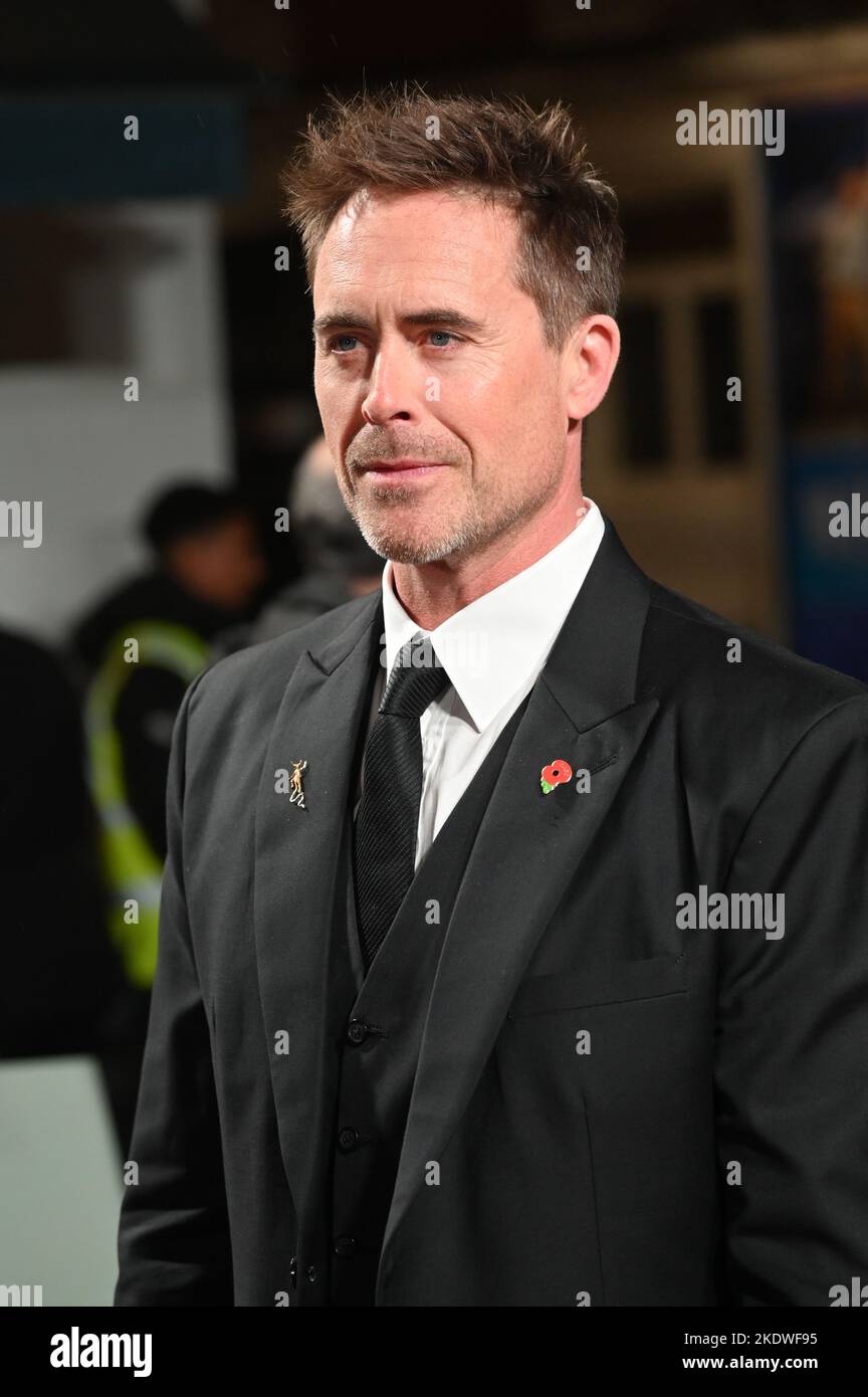 London, UK. 8th November, 2022. James Murray attends Netflix Present the world Permiere - The fifth season of The Crown at Theatre Royal, Drury Lane, on 8 November London, UK. Credit: See Li/Picture Capital/Alamy Live News Stock Photo
