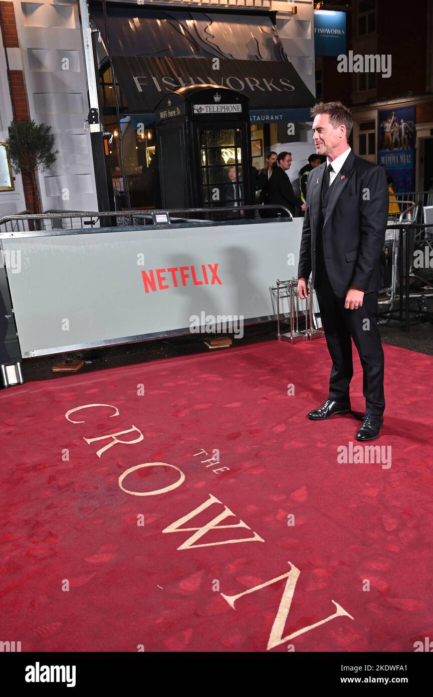 London, UK. 8th November, 2022. James Murray attends Netflix Present the world Permiere - The fifth season of The Crown at Theatre Royal, Drury Lane, on 8 November London, UK. Credit: See Li/Picture Capital/Alamy Live News Stock Photo