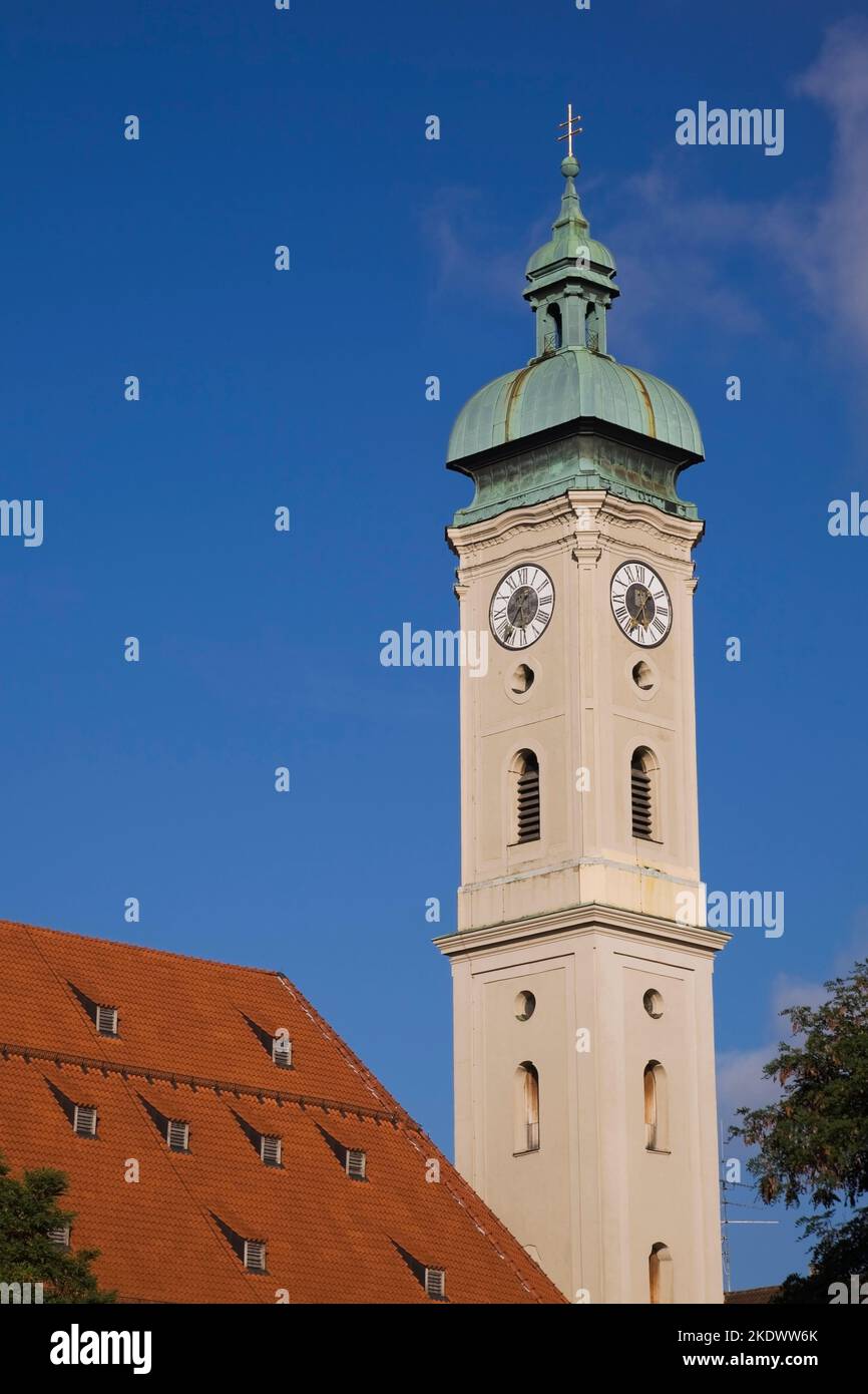 Tall pitched roof hires stock photography and images Alamy