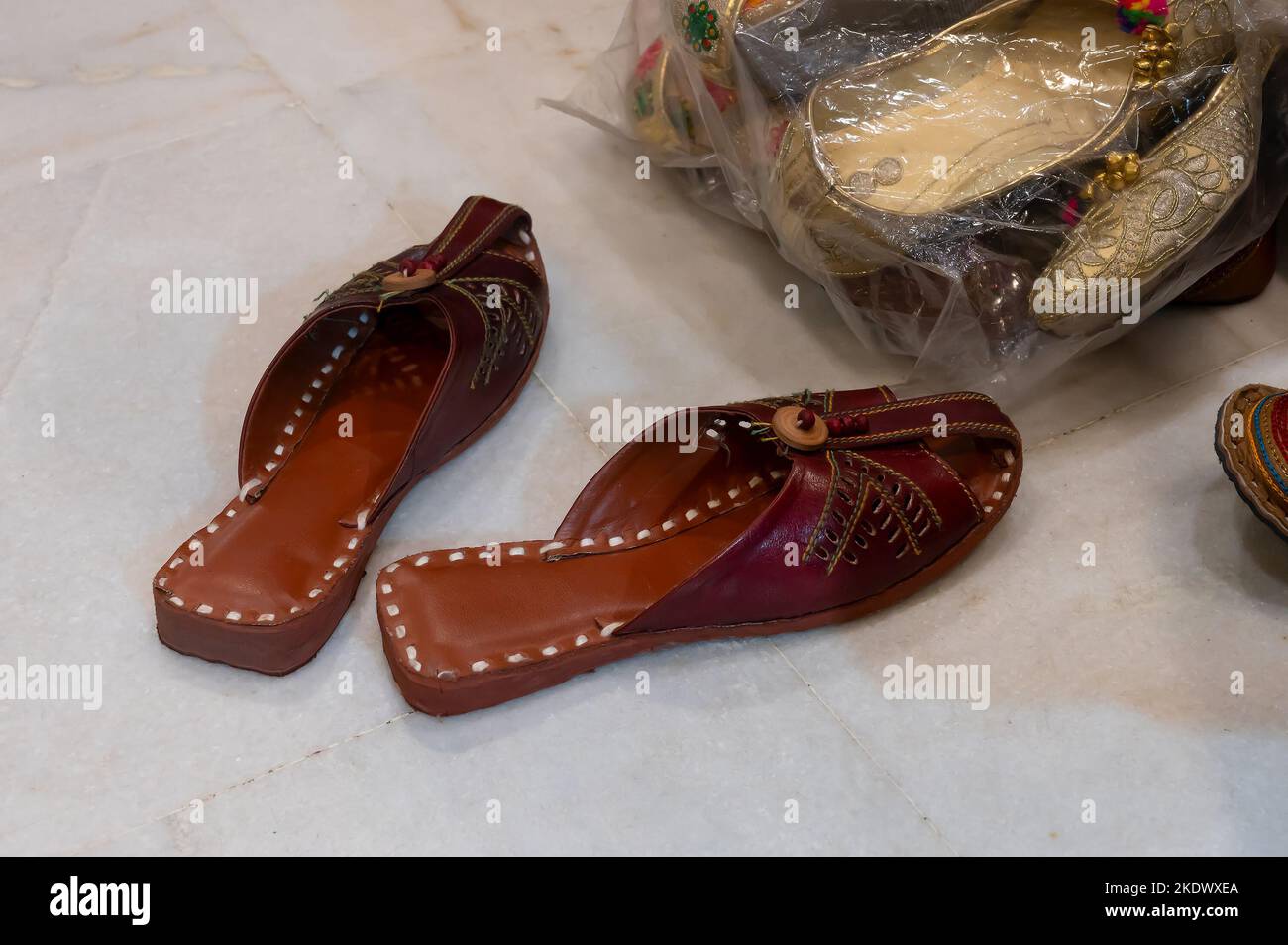 rajasthani ladies shoes