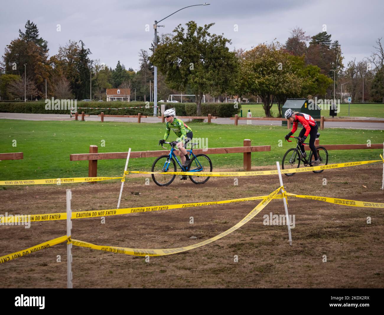 WA22740-00...WASHINGTON - Tom Kirkendall making up for a slow start at the Fort Steilacoom Cross Revolution cyclocross race. Stock Photo