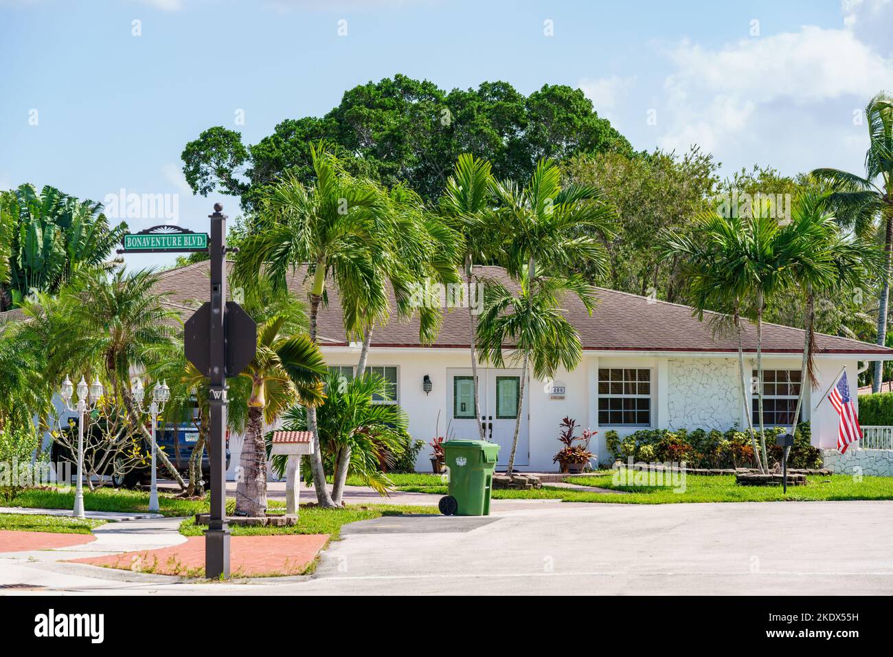 Weston, FL, USA November 8, 2022 Photo of an upscale house in Weston