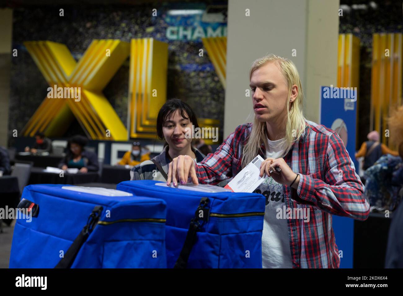Ballot collection bag hires stock photography and images Alamy