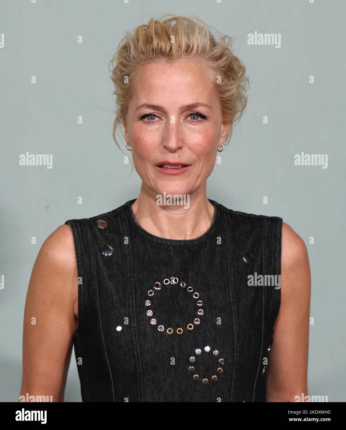 Gillian Anderson, The Crown Season 5 World Premiere, Theatre Royal