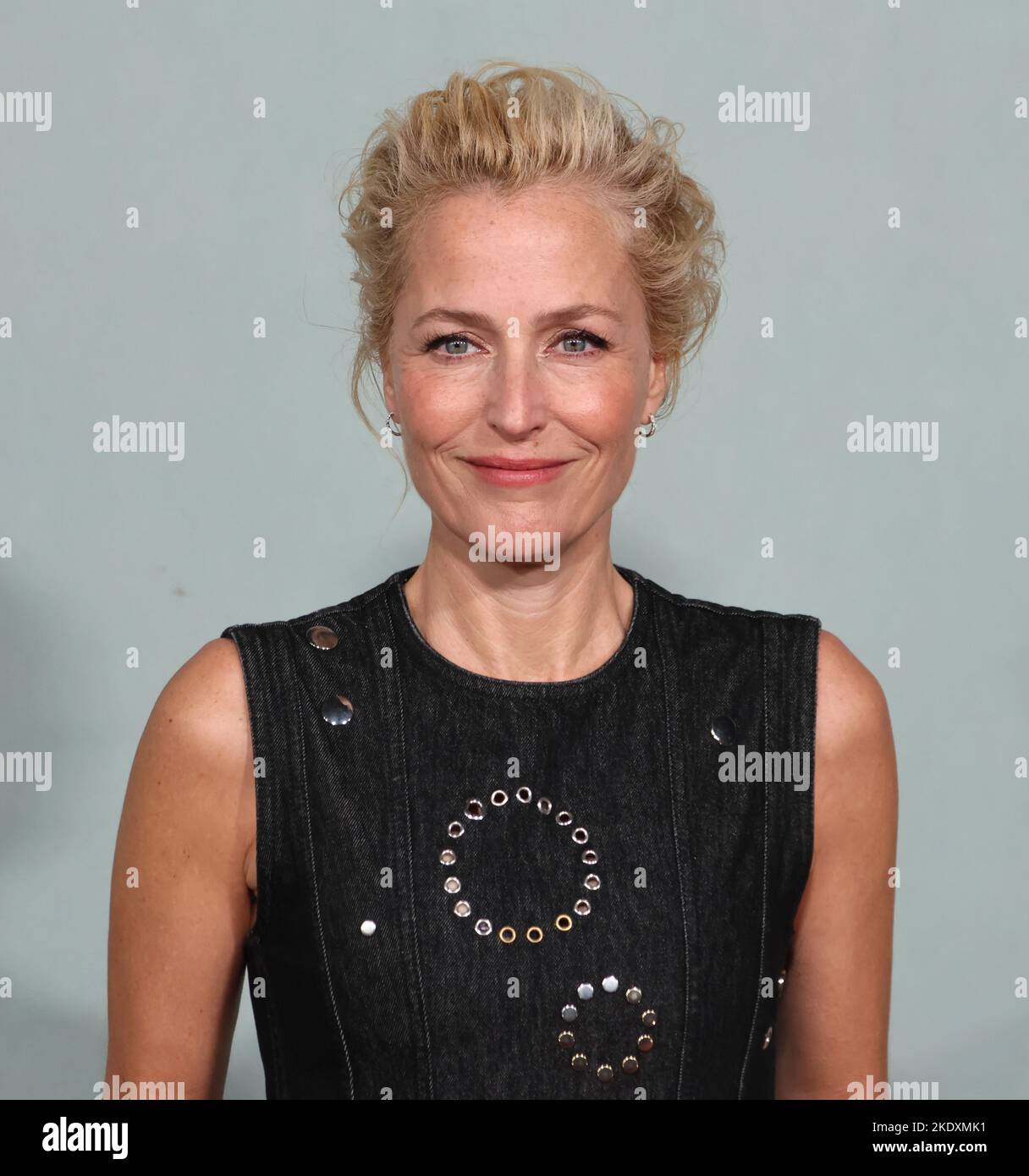 Gillian Anderson, The Crown Season 5 World Premiere, Theatre Royal