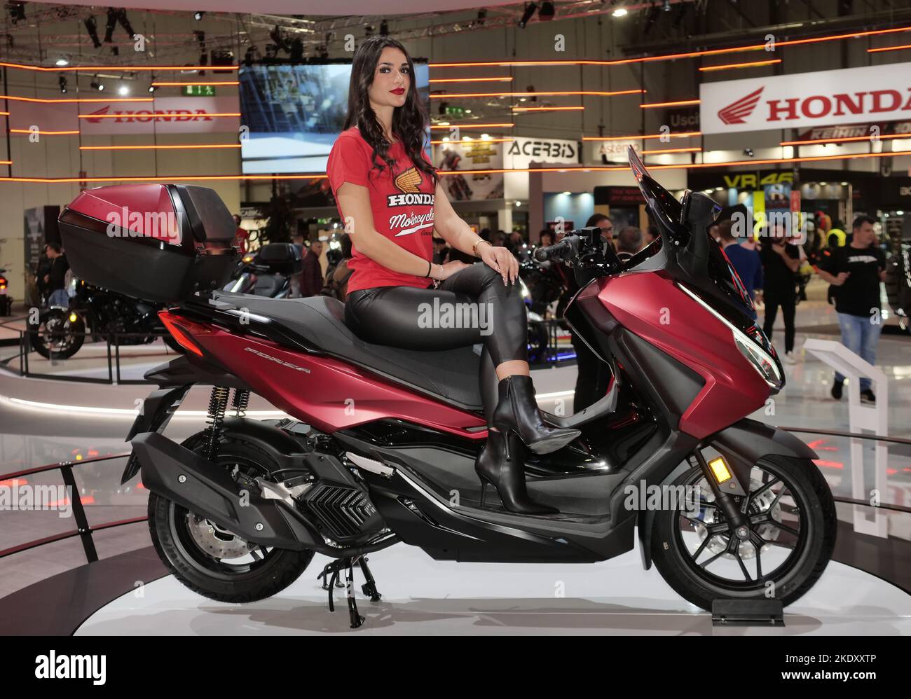 Eicma 2022 hi-res stock photography and images - Page 4 - Alamy