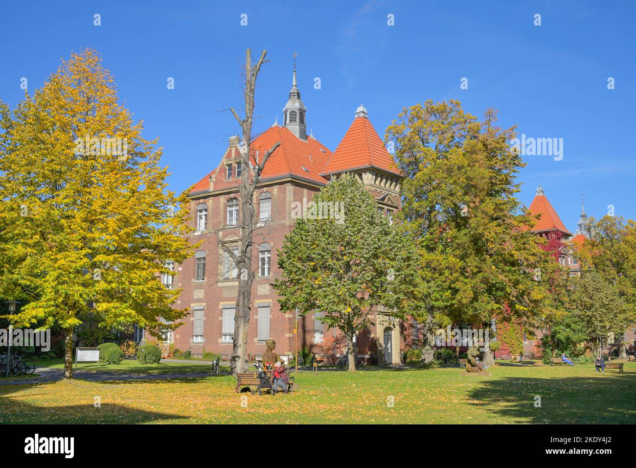 DRK Kliniken Westend, Spandauer Damm, Westend, Charlottenburg, Berlin, Deutschland Stock Photo