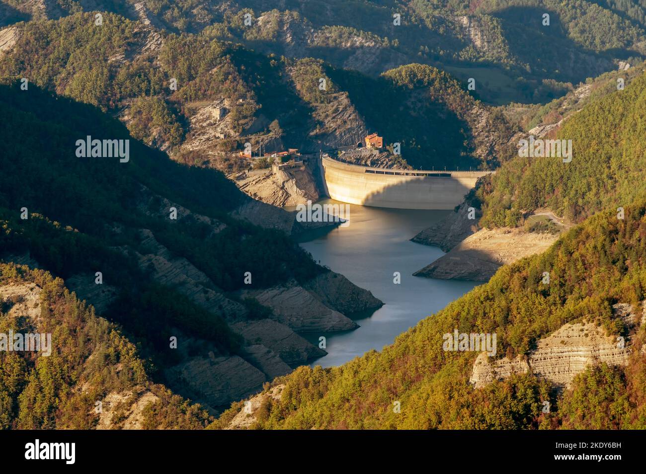 Aerial view of the Ridracoli lake and dam, Bagno di Romagna, Italy Stock Photo