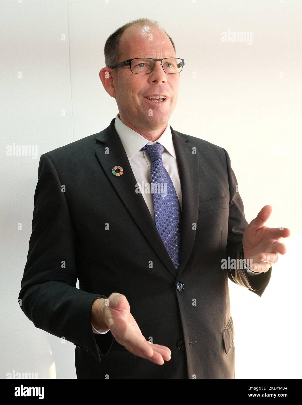 Mark suzman hires stock photography and images Alamy