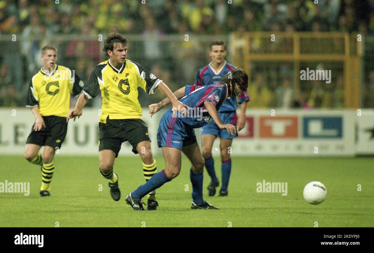 Steaua Bucuresti Team GrouprRESTRICTED SYNDICATION OF UCL  PORTRAITS.rSTRICTLY Stock Photo - Alamy