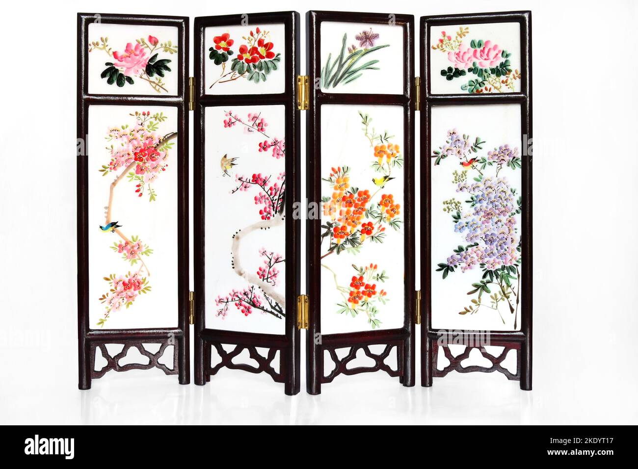 Oriental Folding Screen with reflection Stock Photo Alamy