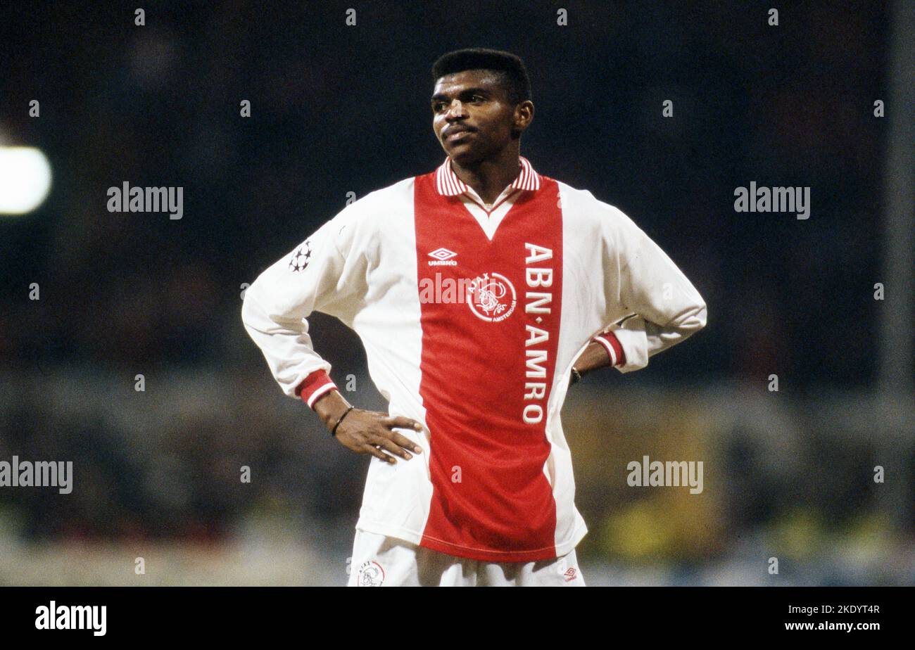 Nwankwo kanu 1996 hires stock photography and images Alamy